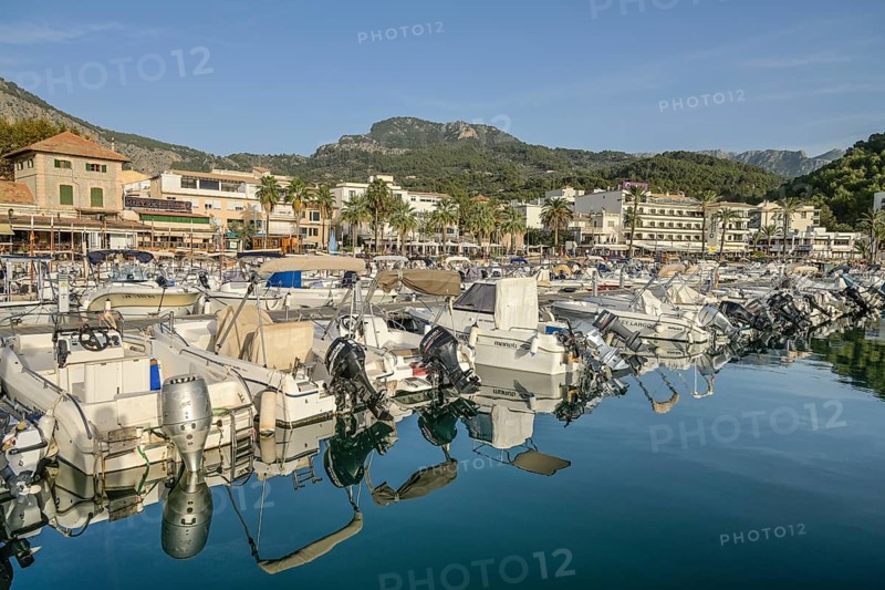 Motor boats