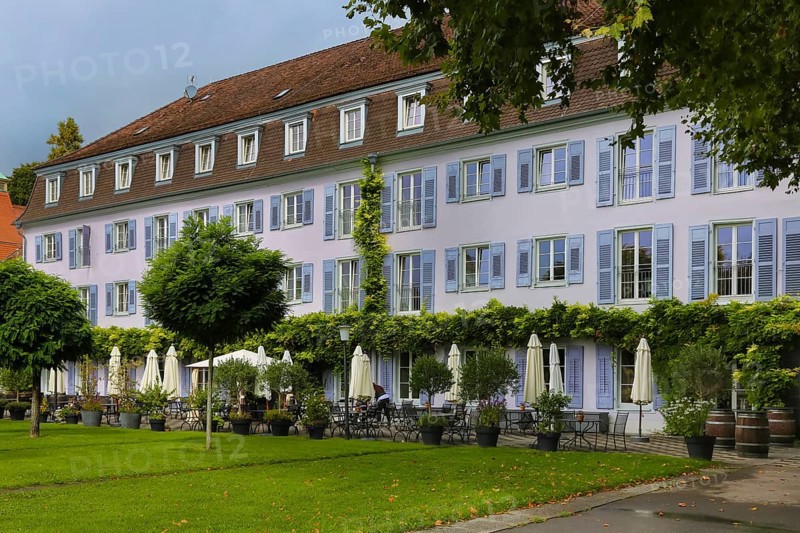 Bad Hotel in the Badgarten