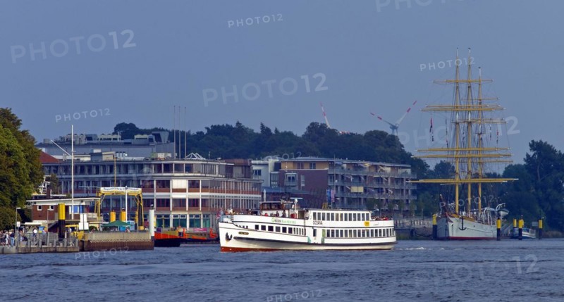 Excursion ship Oceana