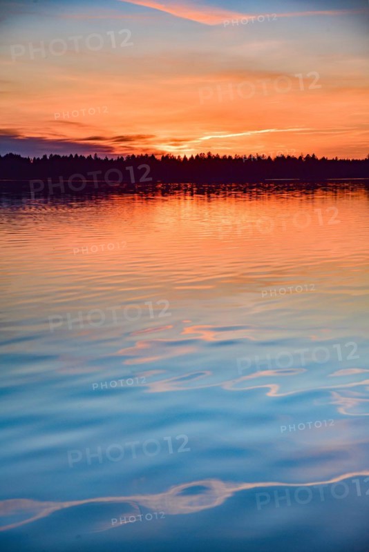 Winter sunset at Lech dam 23 near Mering