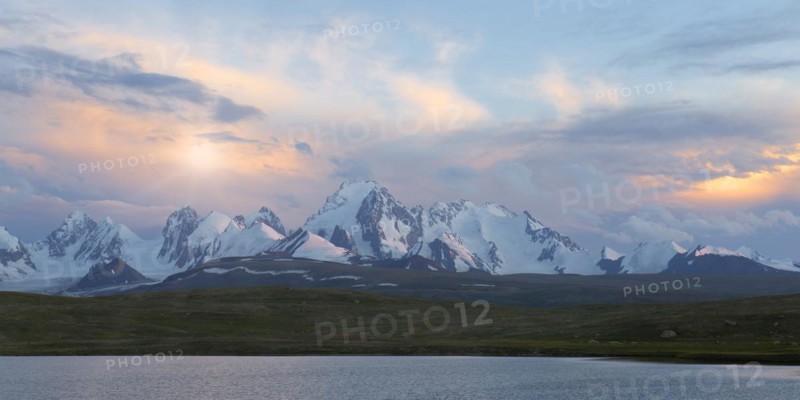 Sunset over Dream Lake and Kizil-Asker glacier