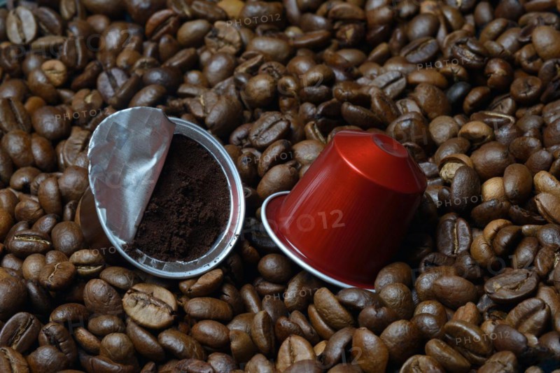 Coffee capsules and coffee beans