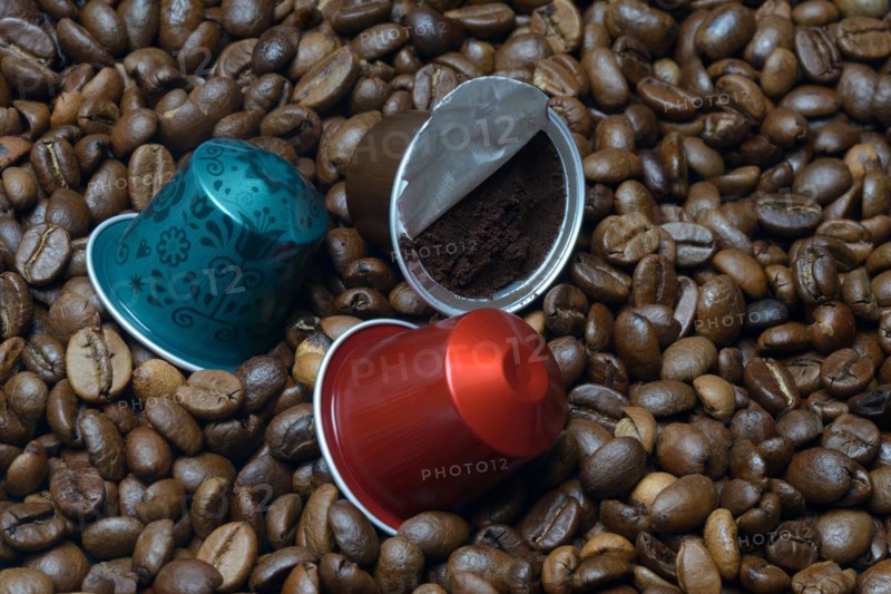 Coffee capsules and coffee beans