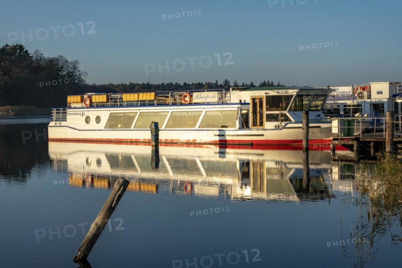 Boat landing stage at Grienericke Lake