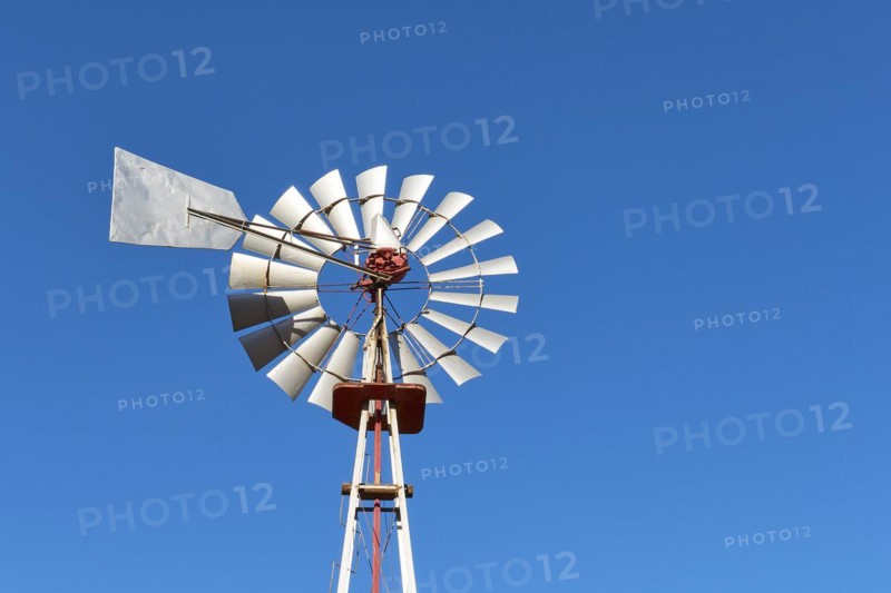 Windmill close