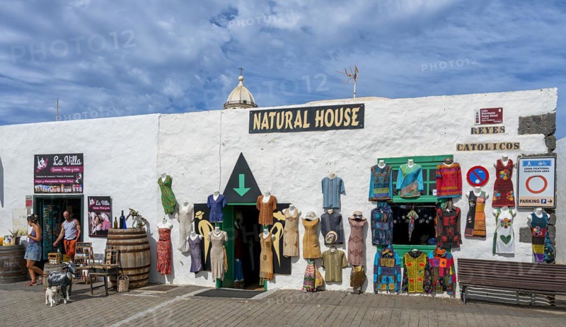 Sunday market and old town of Teguise
