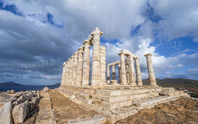 Ruin and columns of the ancient Temple of Poseidon