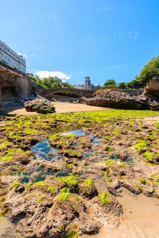 The Basta Rock bridge from Biarritz beach