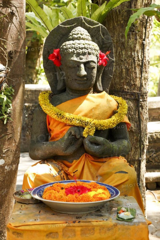 Buddha statue