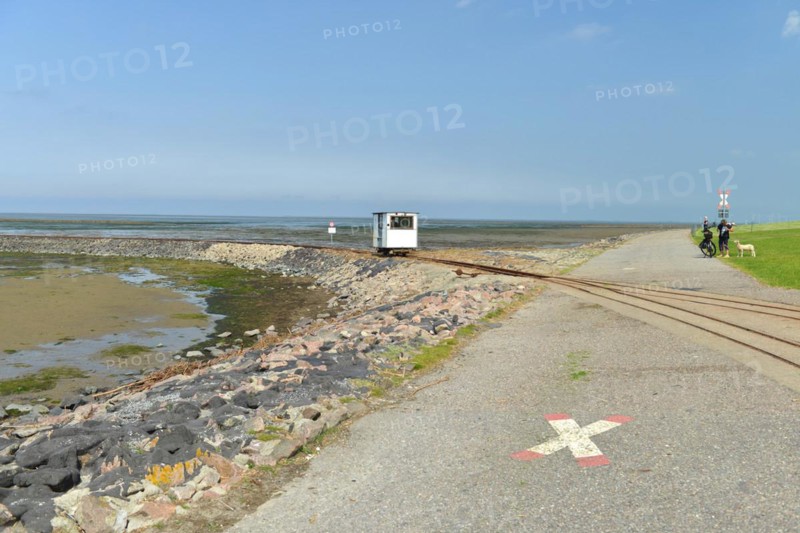 Tracks of the Halligbahn on the North Sea coast