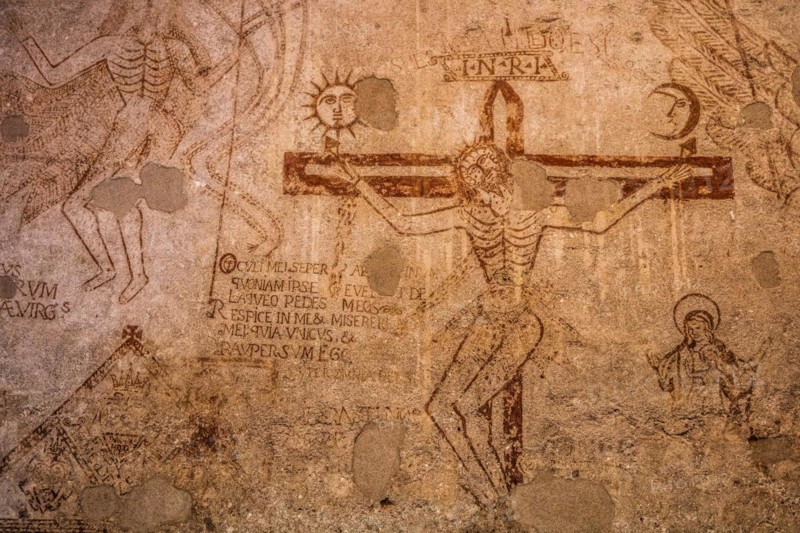 Cells with graffiti of the prisoners