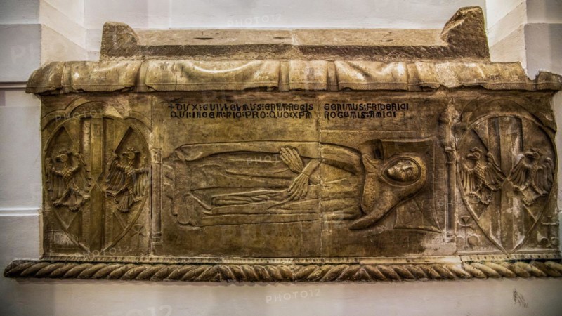 Sarcophagus of Constance of Aragon