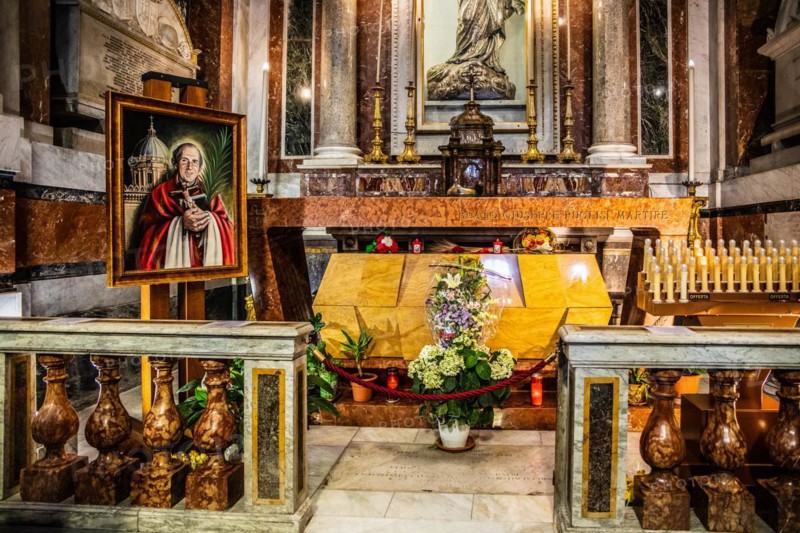 Tomb of Giuseppe Puglisi