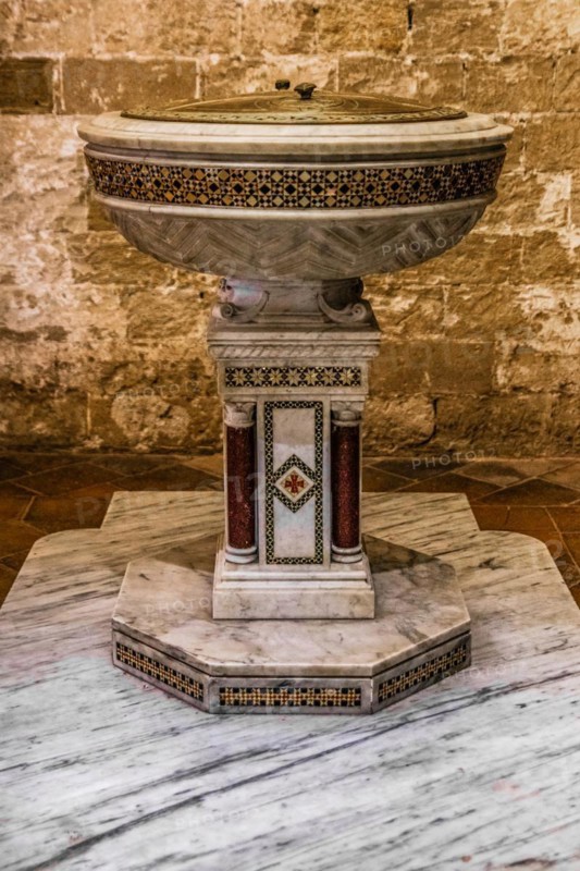 Elaborate decorations in the Baptistery