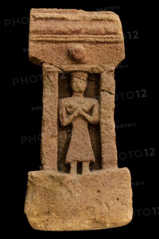 Grave stele