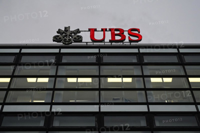 Window facade Logo UBS Bank