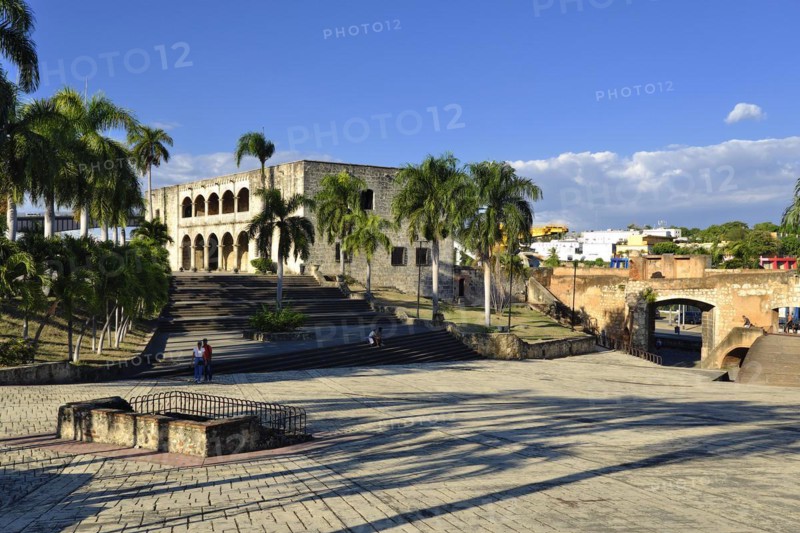 Plaza de Espana with Alcazar de Colon and Fuerte el Invencible