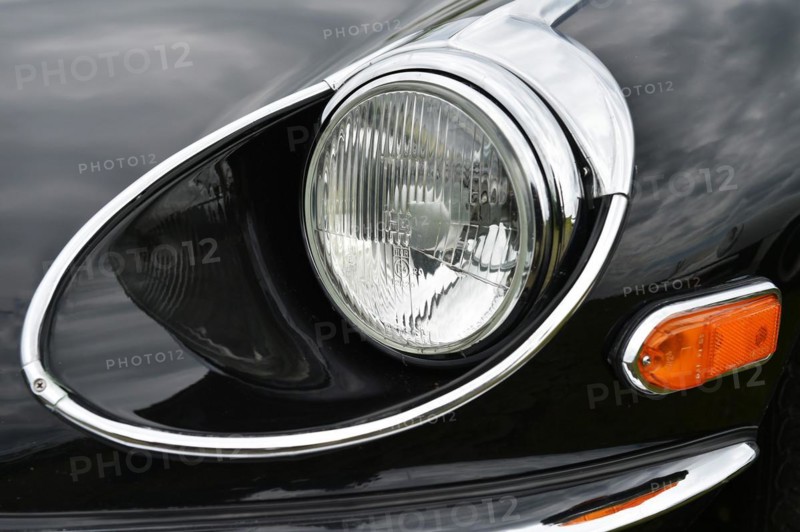 Car Headlights Jaguar E-Type