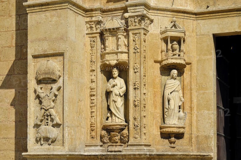 Detail at the main entrance on the left of the basilica Cathedral of Santa Maria la Menor