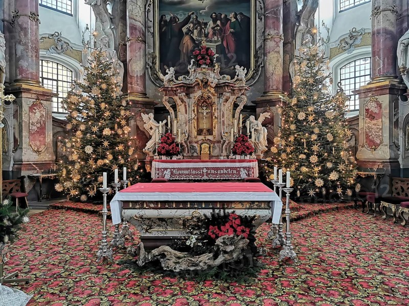 Christmas decoration in the pilgrimage church Basilica Vierzehnheiligen near Bad Staffelstein