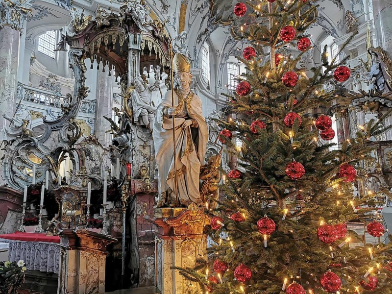 Christmas decoration in the pilgrimage church Basilica Vierzehnheiligen near Bad Staffelstein