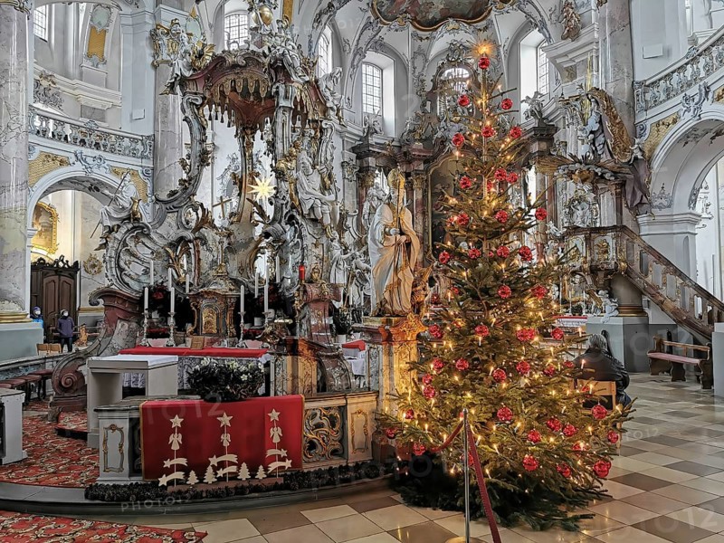 Christmas decoration in the pilgrimage church Basilica Vierzehnheiligen near Bad Staffelstein