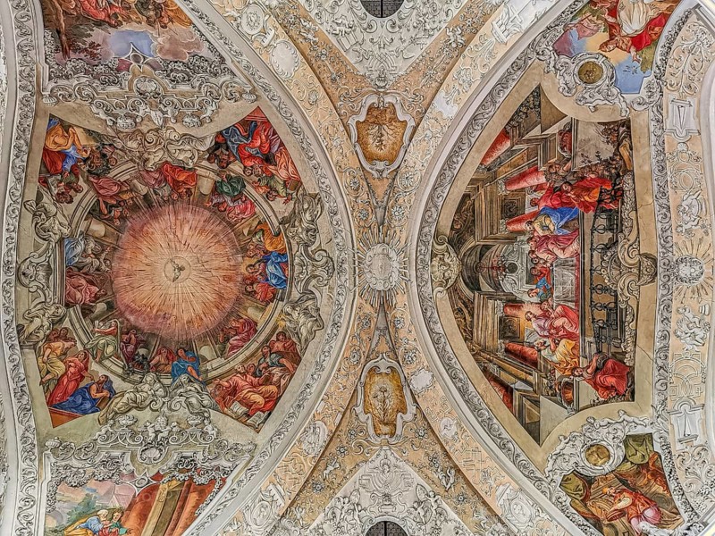 Ceiling frescoes