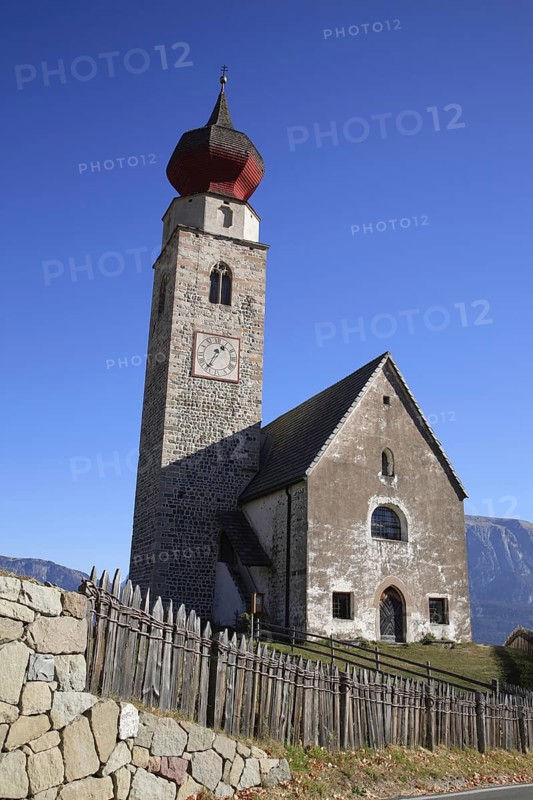 Church of St. Nicholas near Mittelberg in front of the Schlern massif