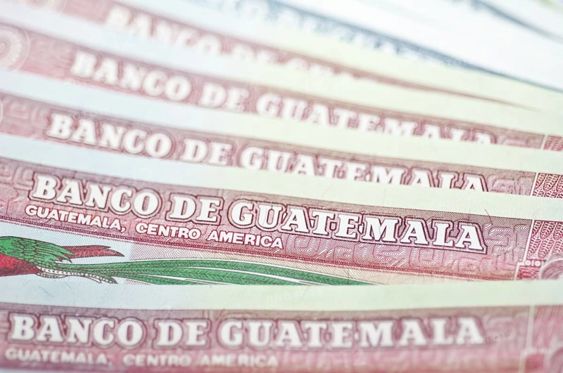 10 Guatemalan quetzales