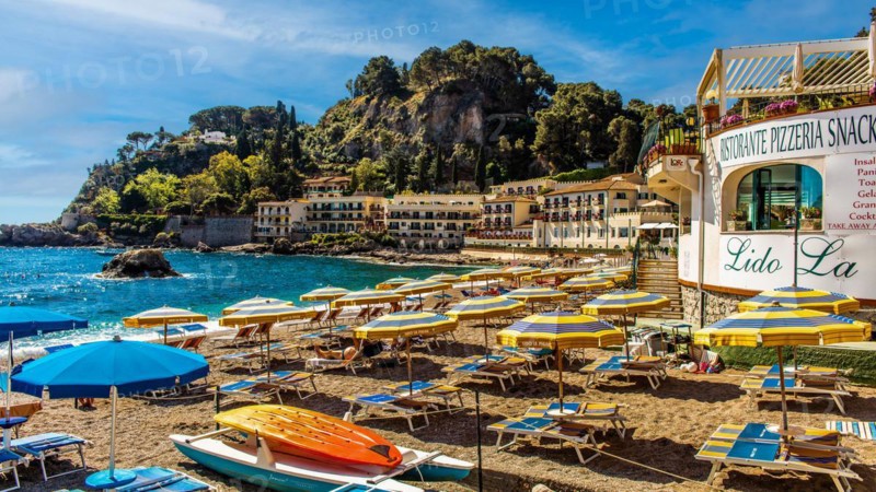 Mazzaro with Isola Bella