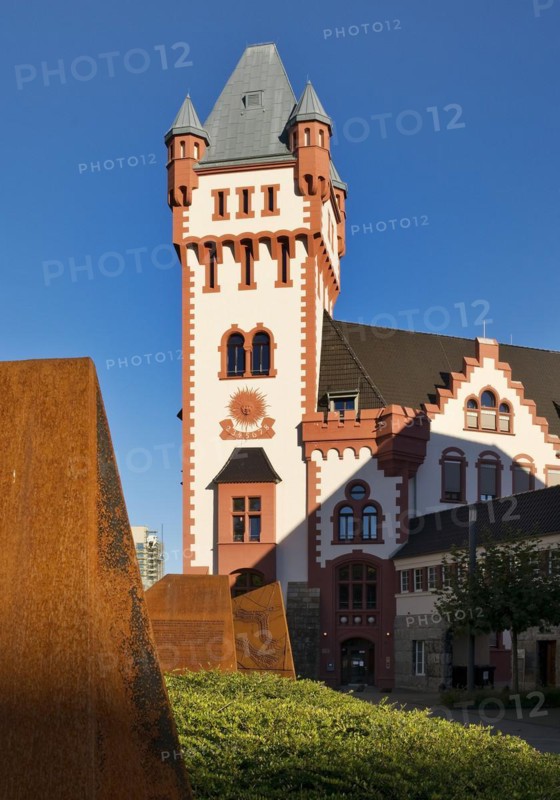 The Hoerder Castle at the Phoenix Lake