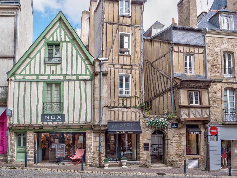 Half-timbered houses in the Rue des Chanoines in the old town