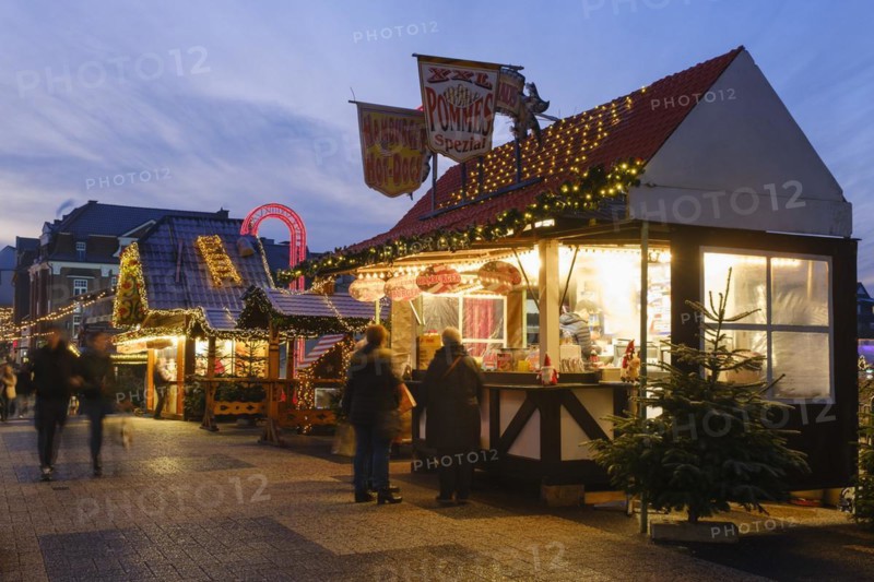 Christmas Market on the Ems Bridge