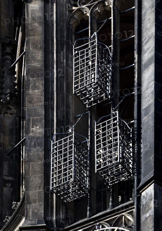 The original baskets on the tower of the Sankt Lamberti Church