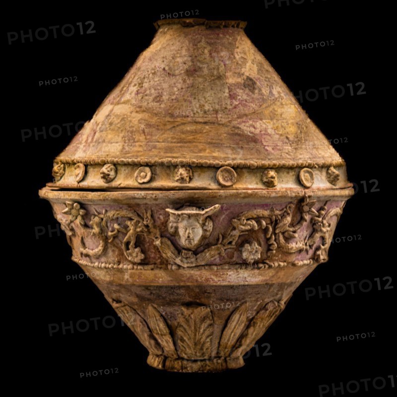 Splendid and characteristic Hellenistic polychrome terracotta production from Centuripe