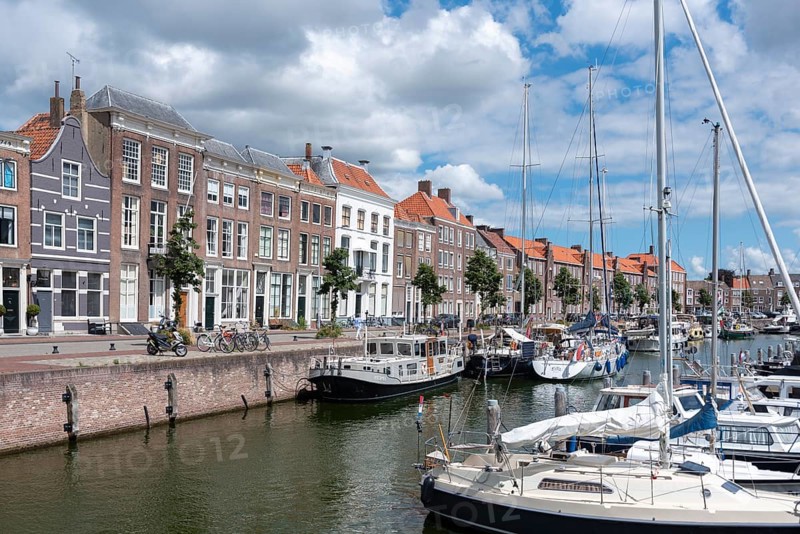 Cityscape with marina at Rouaansekaai