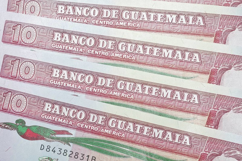 10 Guatemalan quetzales