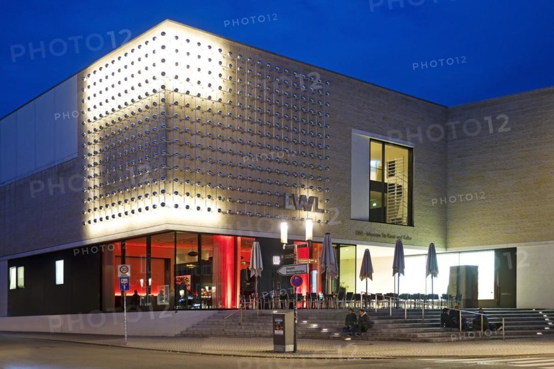 LWL Museum fuer Kunst und Kultur with the artwork Silver Frequency by Otto Piene