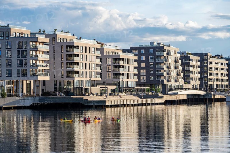 Residential buildings with promenade on the Oslofjord