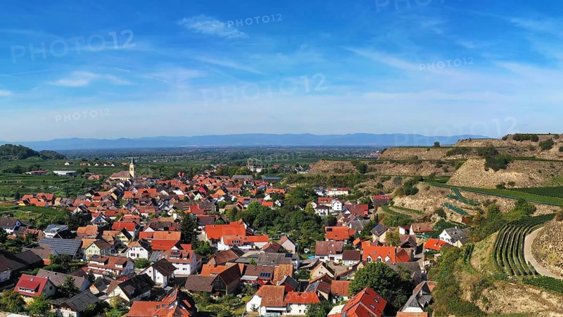 Aerial view of Vogtsburg am Kaiserstuhl with a view of the town. Vogtsburg am Kaiserstuhl