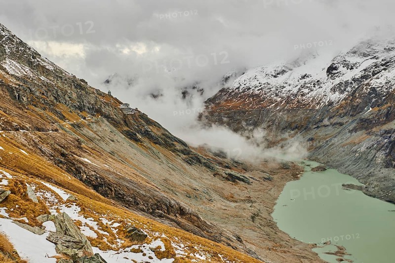 Clouds lying in the valley at Pasterze Hochalpengletscher