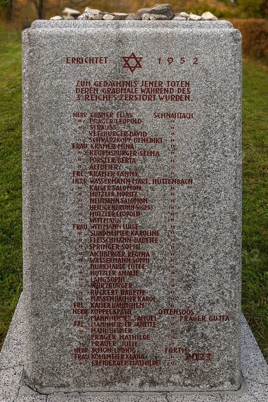 Memorial stone from 1952