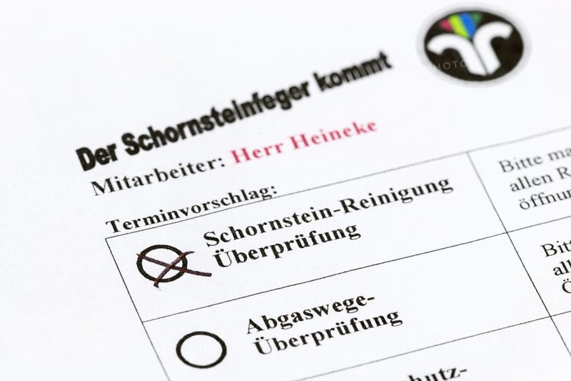 Announcement by form of a chimney sweep for chimney cleaning and inspection