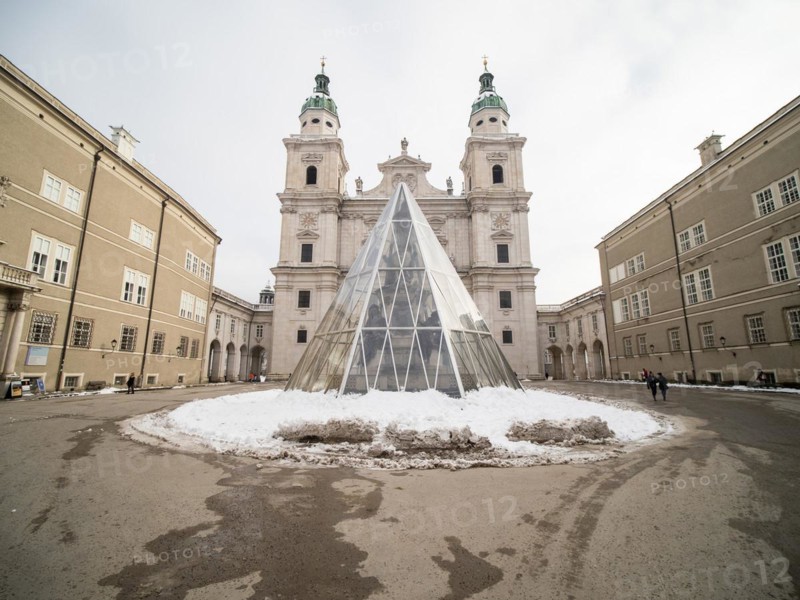 St. Marys Column protected in winter