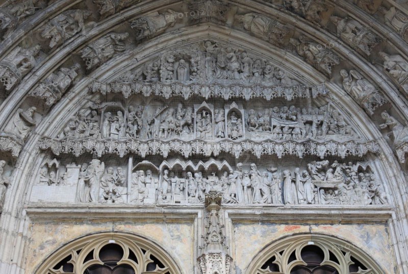 The south portal from ca. 1360