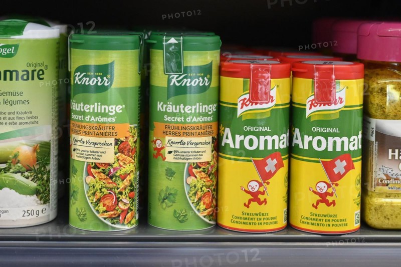 Sales shelf spices