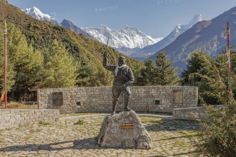 Statue of Tenzing Norgay Sherpa