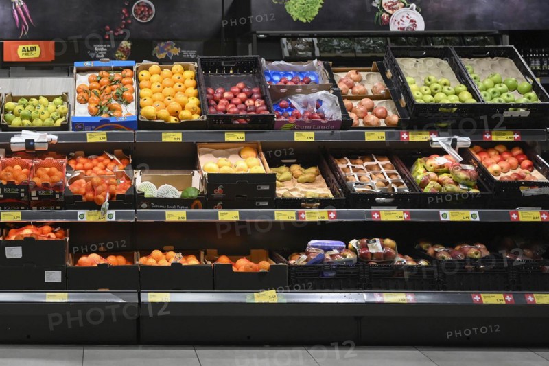 Fruit and Fruits Sales Shelf