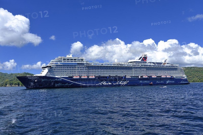 TUI Mein Schiff 2 cruise ship in Samana Bay