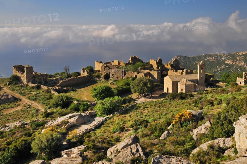 The abandoned mountain village of Occi